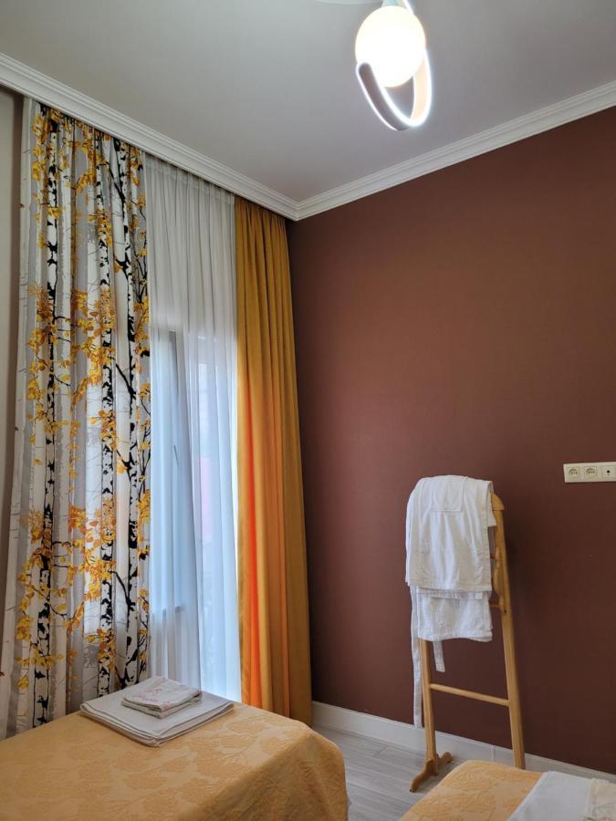 Hotel Dika Kutaissi Exterior foto