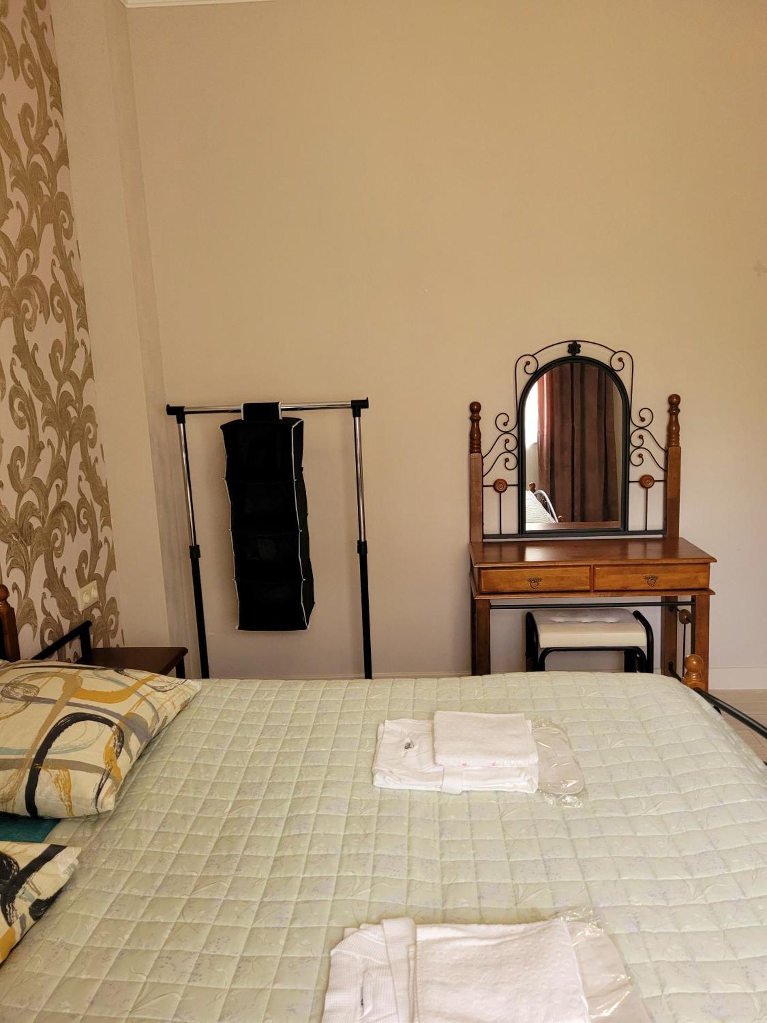 Hotel Dika Kutaissi Zimmer foto